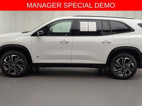 Used 2026 Buick Enclave Sport Touring w/ Power Package AWD/4WD image 10