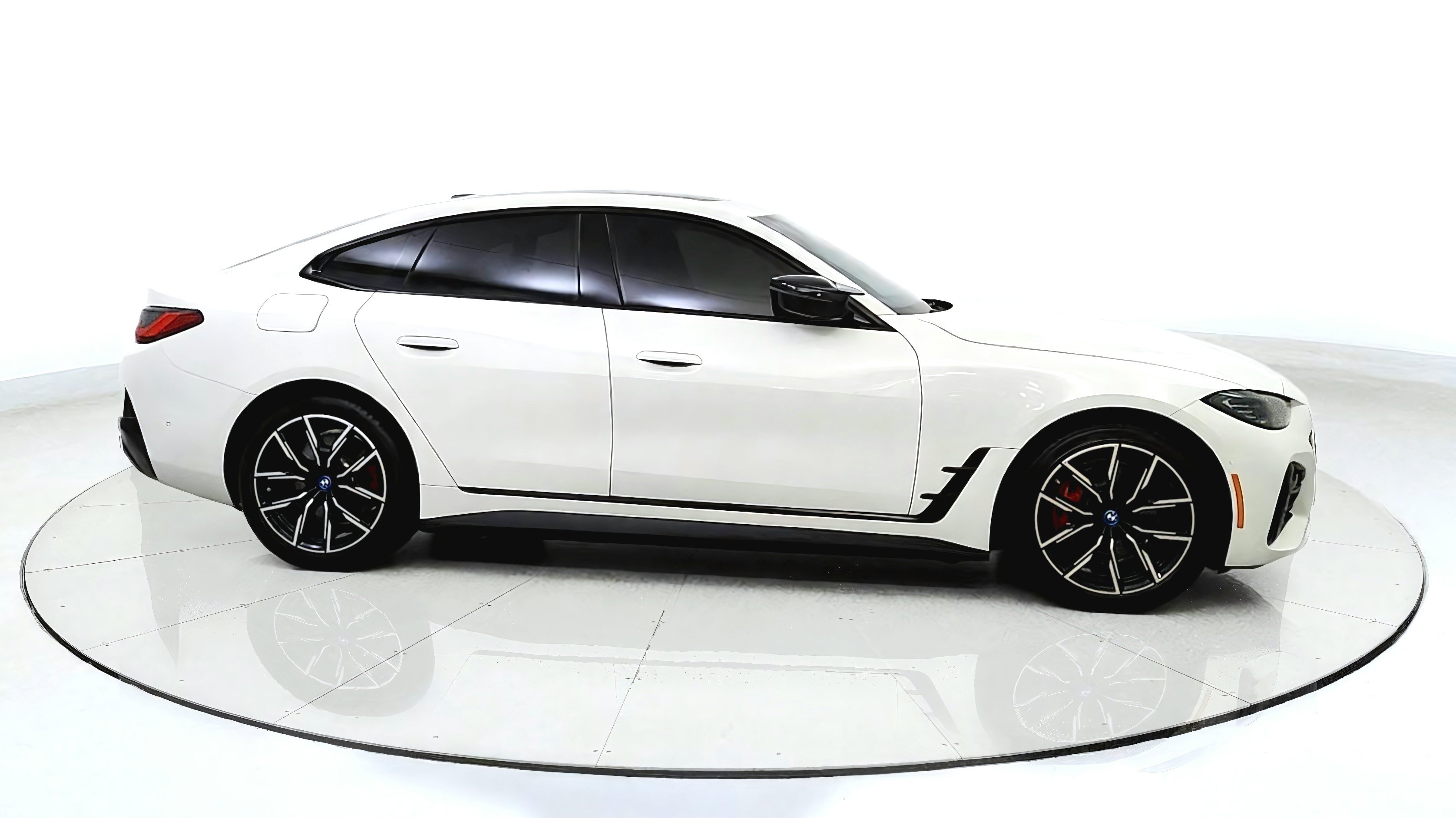 Used 2024 BMW i4 M50 w/ Premium Package AWD/4WD image 8