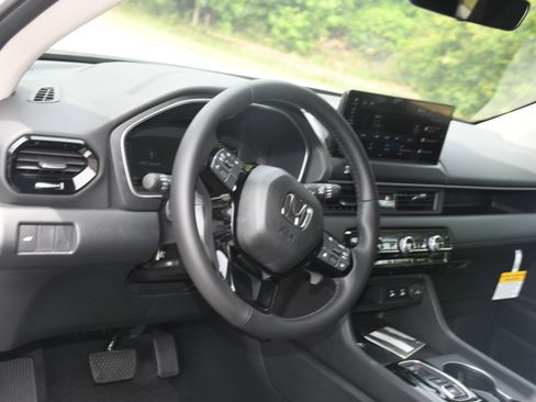 New 2026 Honda Pilot EX-L image 4