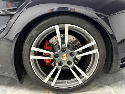 Used 2012 Porsche 911 Turbo AWD/4WD image 32