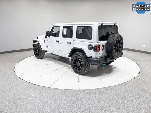 Used 2024 Jeep Wrangler Unlimited Sahara w/ Technology Group image 35