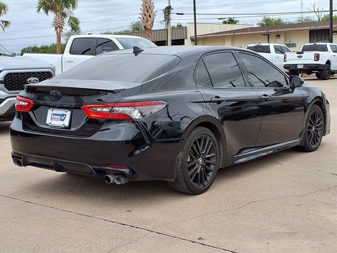 Used 2022 Toyota Camry XSE image 7