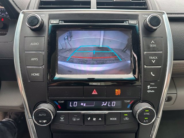 Used 2016 Toyota Camry XLE FWD image 18