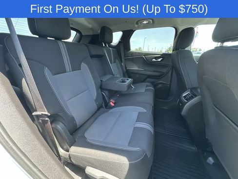 Used 2024 Chevrolet Blazer LT FWD image 25