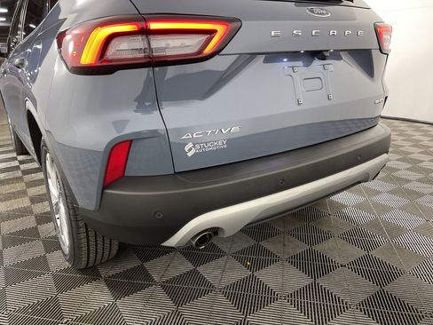 Used 2023 Ford Escape Active w/ Tech Pack #2 image 7