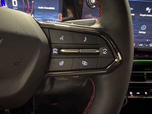 New 2026 Chevrolet Traverse RS w/ LPO, Floor Liner Package image 16