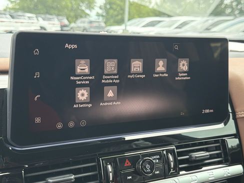 New 2026 Nissan Pathfinder Platinum w/ Accent Package FWD image 6