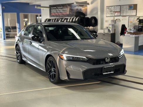 New 2026 Honda Civic Sport image 3