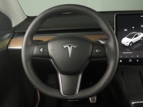 Used 2023 Tesla Model Y Long Range AWD/4WD image 18