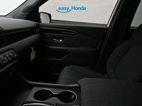 New 2026 Honda Pilot Sport image 13