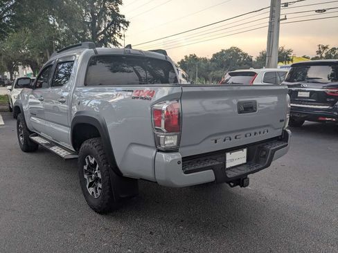 Used 2020 Toyota Tacoma TRD Off-Road w/ TRD Premium Off Road Package AWD/4WD image 4