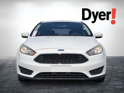 Used 2018 Ford Focus SE FWD image 9