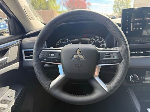 New 2026 Mitsubishi Outlander Trail Edition image 8