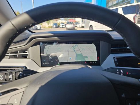 New 2027 Chevrolet Bolt LT w/ Comfort Package FWD image 26