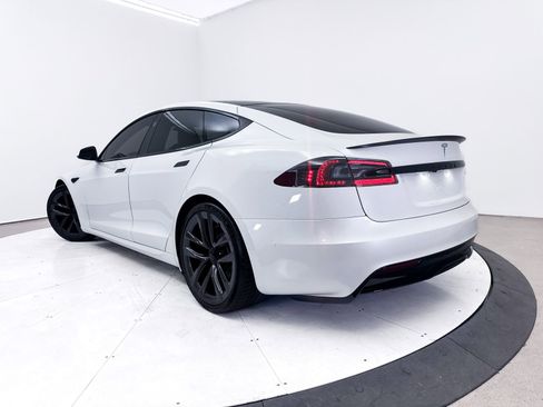 Used 2021 Tesla Model S Plaid image 2