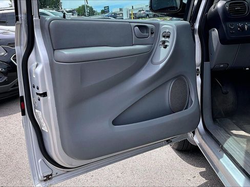 Used 2006 Dodge Grand Caravan SE w/ Popular Equipment Group I FWD image 23