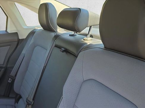 New 2026 Volkswagen Jetta SE FWD image 18