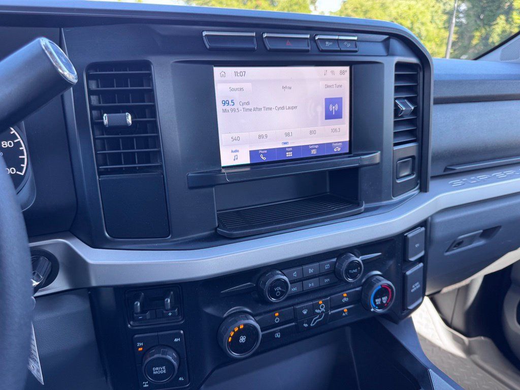 Used 2024 Ford F250 XLT w/ FX4 Off-Road Package AWD/4WD image 28