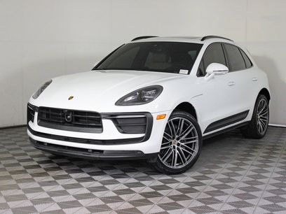 Certified 2025 Porsche Macan w/ Premium Package Plus