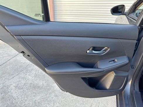 Used 2022 Nissan Sentra SV w/ All-Weather Package FWD image 35