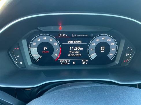 Used 2020 Audi Q3 2.0T Premium AWD/4WD image 19