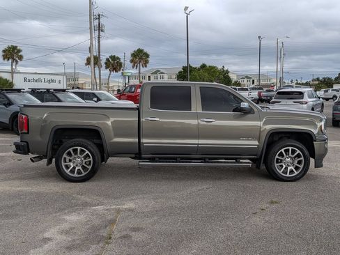 Used 2018 GMC Sierra 1500 Denali AWD/4WD image 4