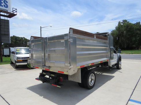 Used 2019 Ford F550 2WD Regular Cab Super Duty image 12