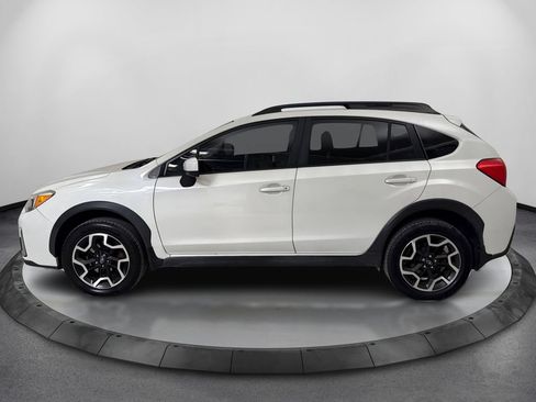 Used 2017 Subaru Crosstrek 2.0i Premium w/ Popular Package #1 AWD/4WD image 9