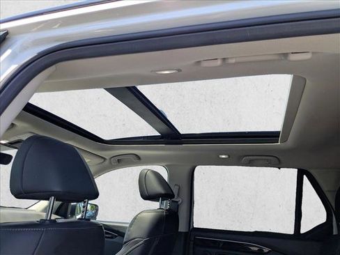 Used 2025 Honda Pilot Touring image 20
