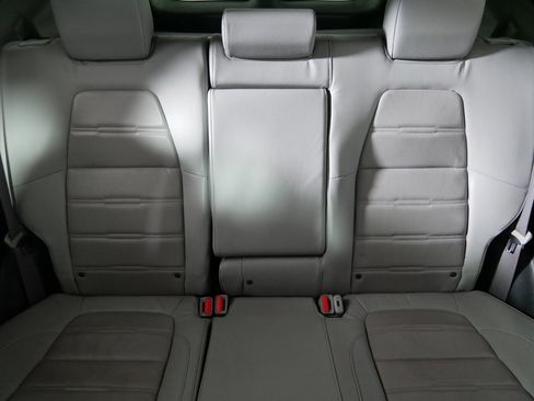 Used 2017 Honda CR-V Touring image 13