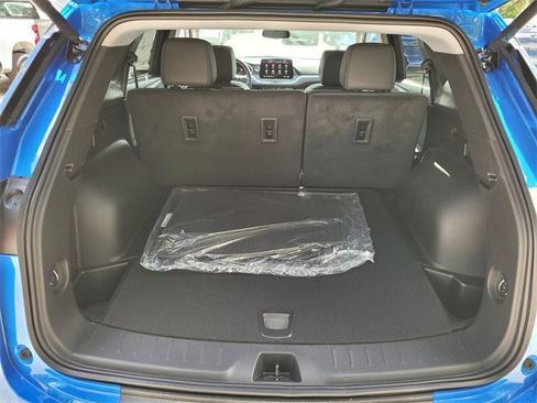 New 2025 Chevrolet Blazer LT image 14