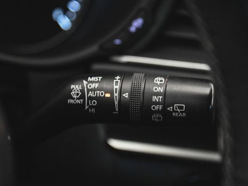 Used 2021 MAZDA CX-30 FWD 2.5 S w/ Select Package image 23