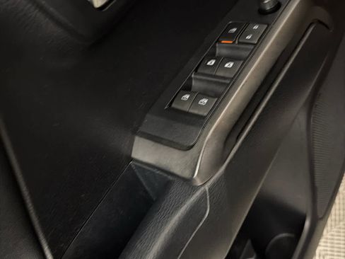 Used 2019 Toyota Tacoma TRD Sport image 21