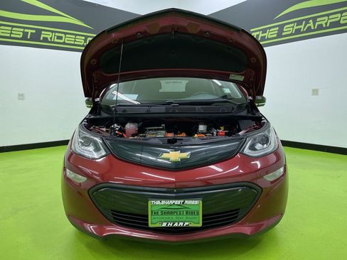 Used 2018 Chevrolet Bolt Premier w/ Driver Confidence II Package image 4