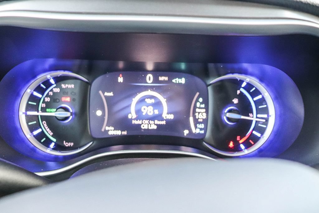 Used 2024 Chrysler Pacifica Limited FWD image 26