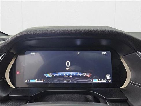 Used 2025 Jeep Grand Cherokee Laredo image 10