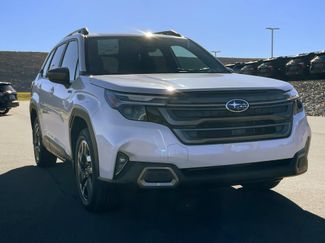 Used 2025 Subaru Forester Limited AWD/4WD video 3