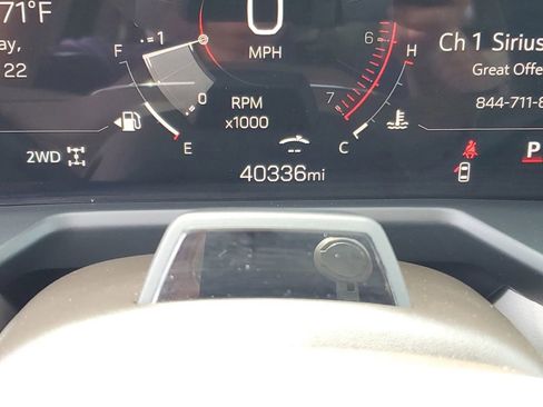 Used 2024 GMC Acadia Denali w/ Super Cruise Package AWD/4WD image 12