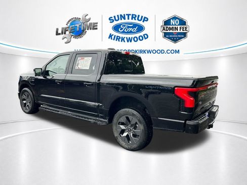 Used 2022 Ford F150 Lightning Lariat AWD/4WD image 3