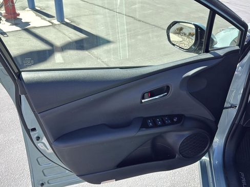 Used 2018 Toyota Prius Two w/ Prius Two Safety Plus Package image 11