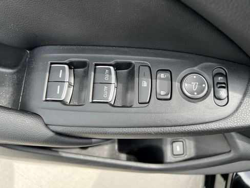 Used 2021 Honda Accord Touring image 15