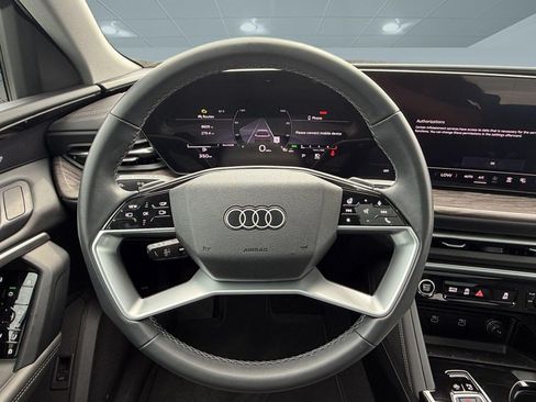 Certified 2025 Audi Q5 Premium w/ Premium Plus AWD/4WD image 10