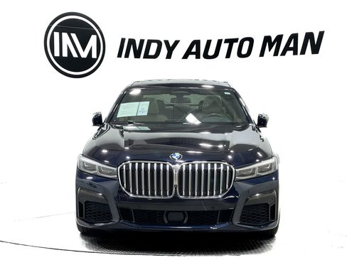 Used 2021 BMW 750i xDrive w/ Executive Package image 9