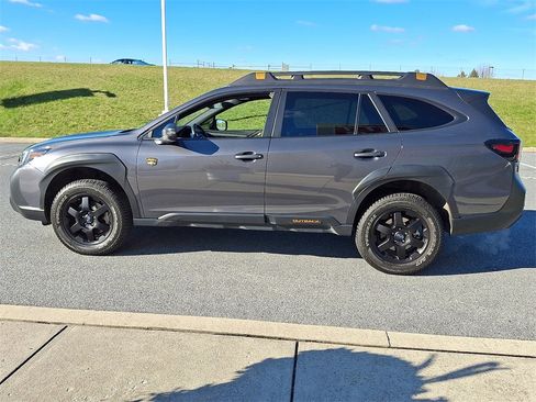 Used 2023 Subaru Outback Wilderness image 6