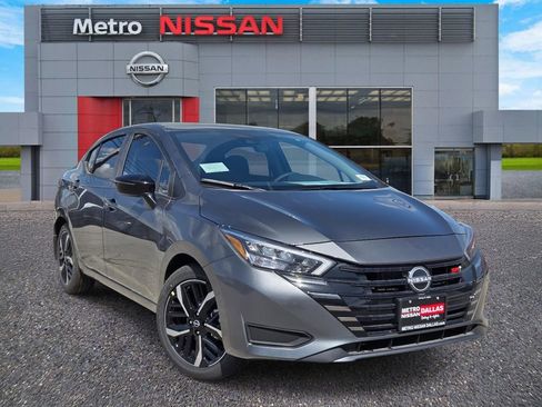 New 2025 Nissan Versa SR w/ Trunk Package image 1