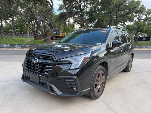 Used 2025 Subaru Ascent Bronze Edition w/ Popular Package #2 AWD/4WD image 2
