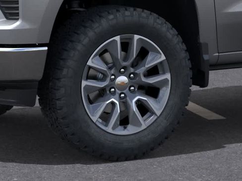 New 2026 Chevrolet Silverado 1500 LT w/ Z71 Off-Road Package AWD/4WD image 9