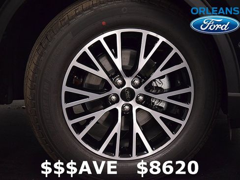 New 2024 Ford Escape SE w/ PHEV Premium Package image 10