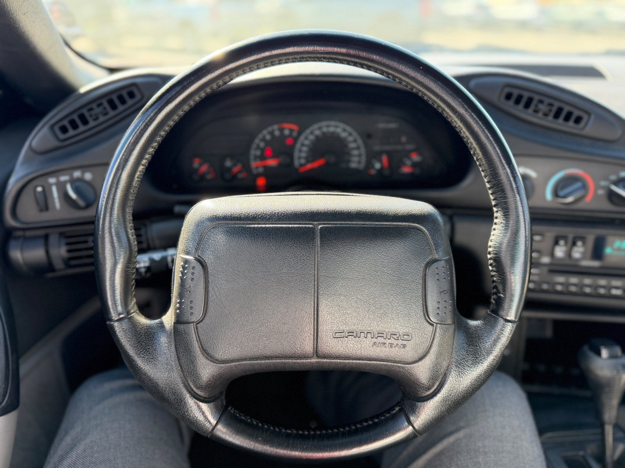 Used 1994 Chevrolet Camaro Z28 RWD image 15