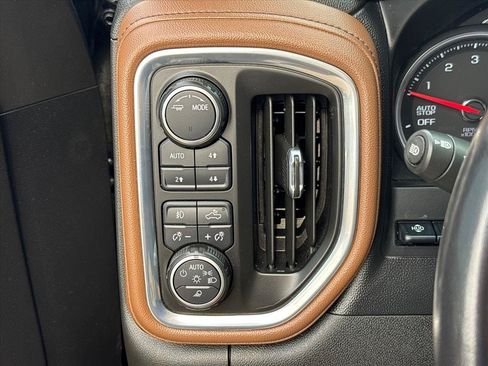 Used 2021 Chevrolet Silverado 1500 High Country w/ Technology Package AWD/4WD image 20
